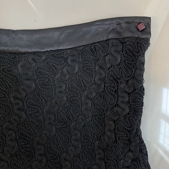 Made in Italy Antonio Derrico lace skirt Large / size 10 - Picture 3 of 4